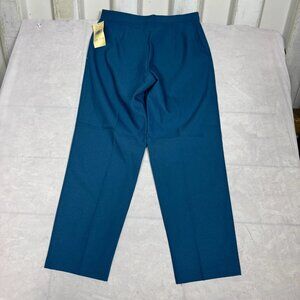VTG Levi Strauss & Co. Womens Original Pull-On Pants Blue USA Made 18W NWT